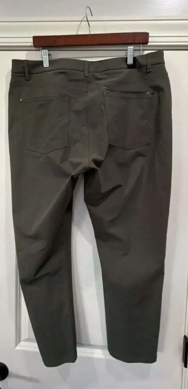 Vuori Meta Pant Olive Green Size 36